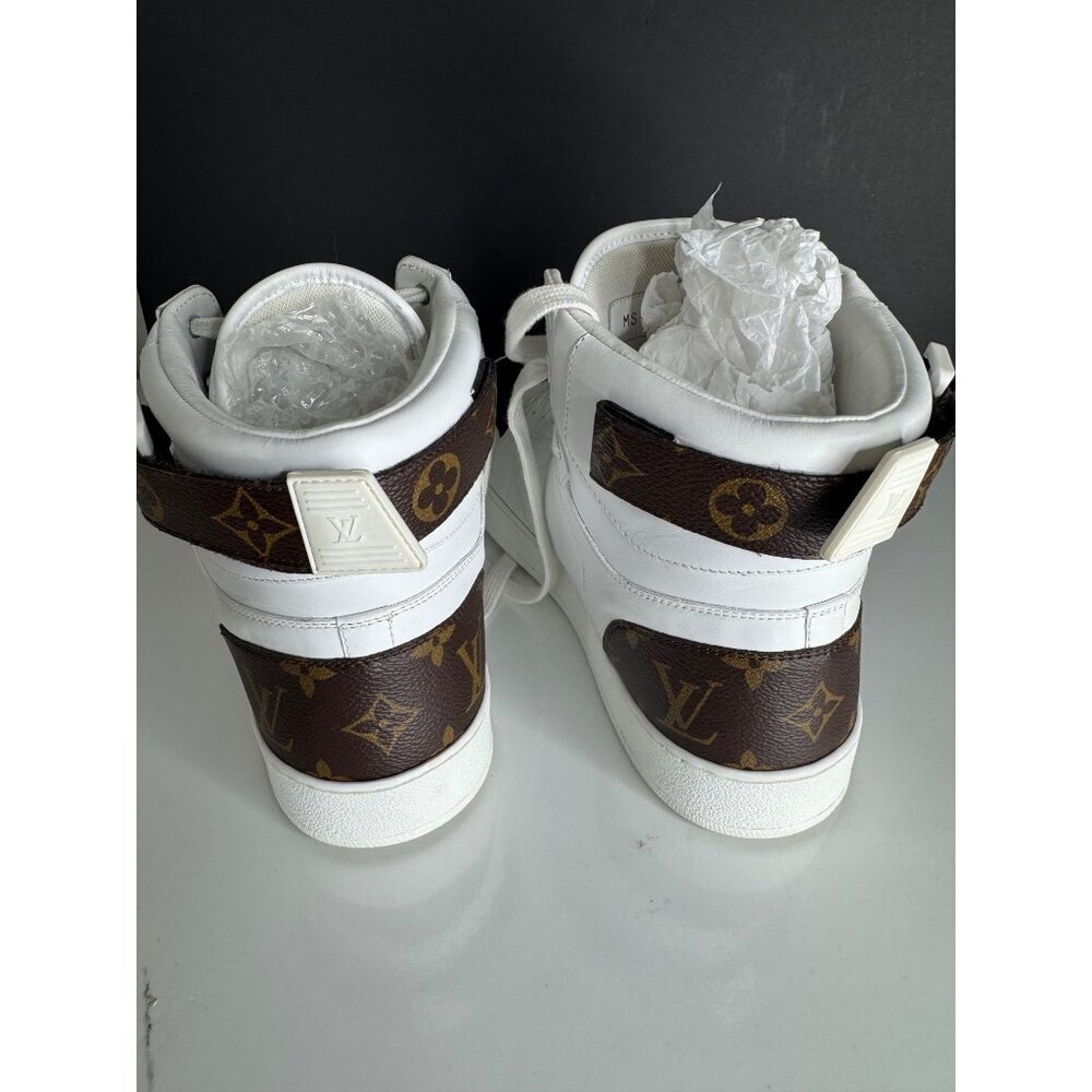 Louis Vuitton Rivoli High Top Monogram Sneaker Boot Signature Men's Men's LV 9 U - Picture 10 of 16